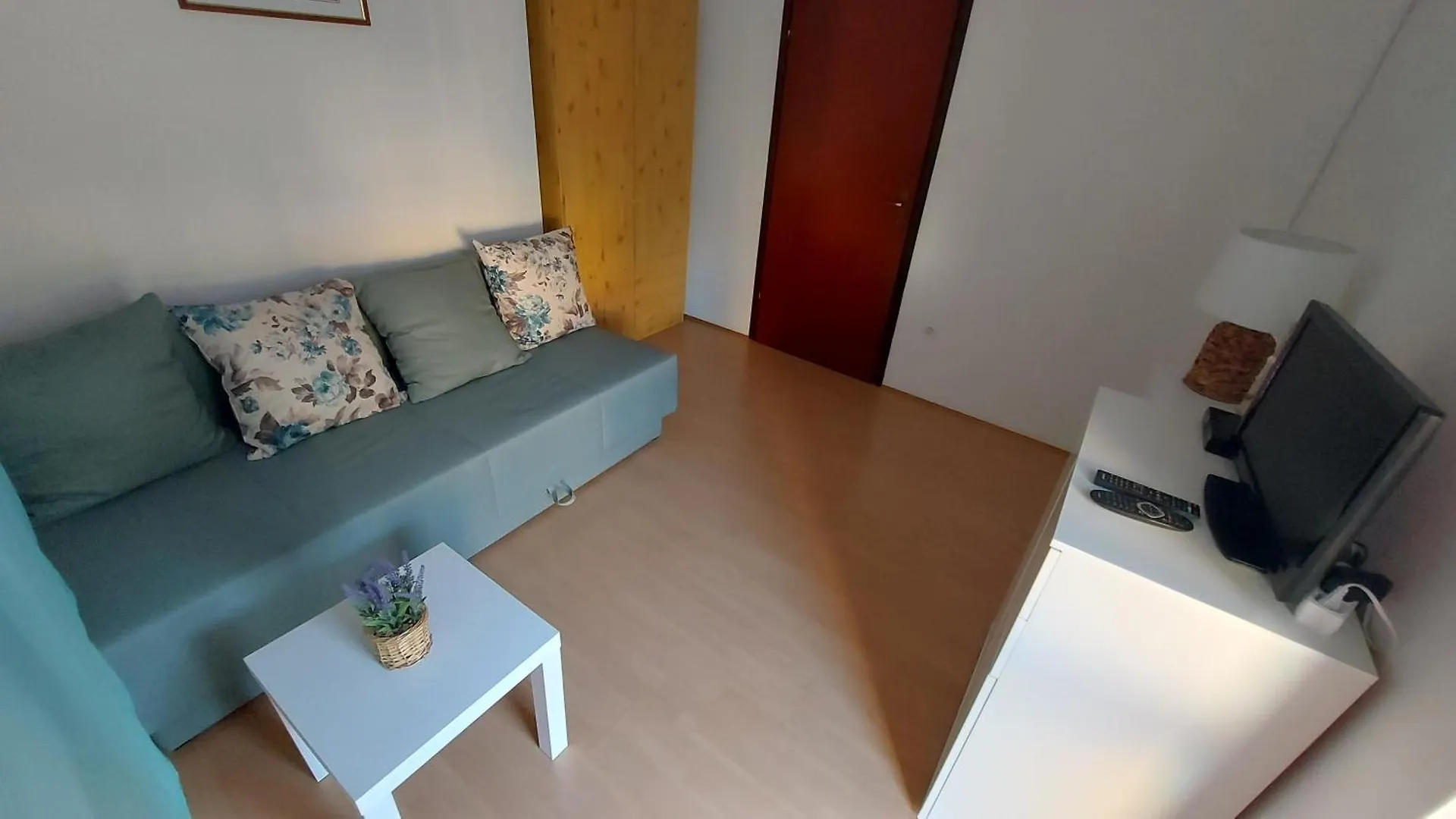 Apartments Kreso Starigrad Paklenica Croácia